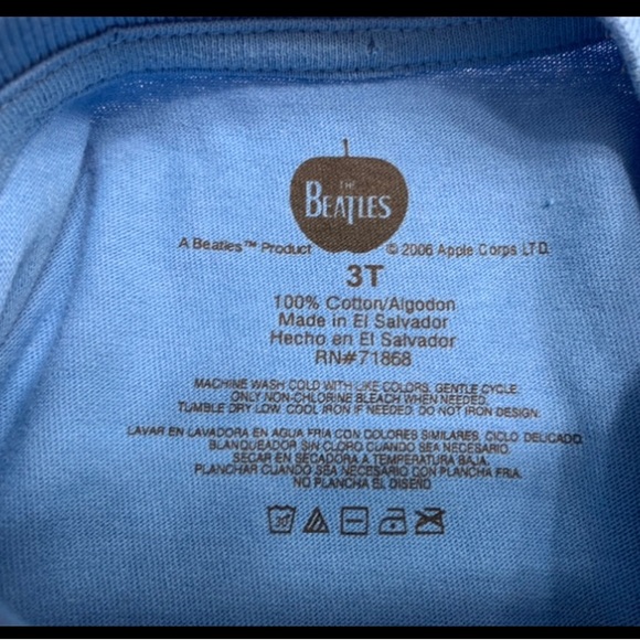 The Beatles official merchandise shirt (hard to find) - Picture 2 of 4